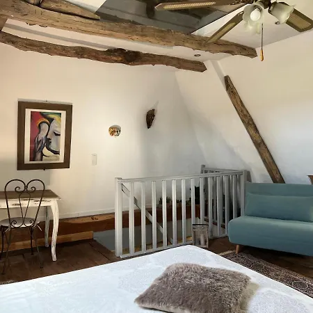 Holiday home Domaine Le Manoir, De Charme Et De Caractere Avec Piscines Privatisees Et Nordique Fossemagne