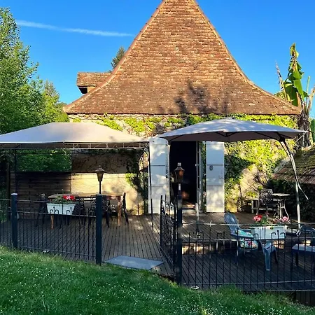 Domaine Le Manoir, De Charme Et De Caractere Avec Piscines Privatisees Et Nordique