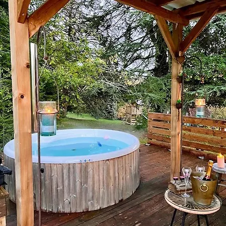 Holiday home Domaine Le Manoir, De Charme Et De Caractere Avec Piscines Privatisees Et Nordique *