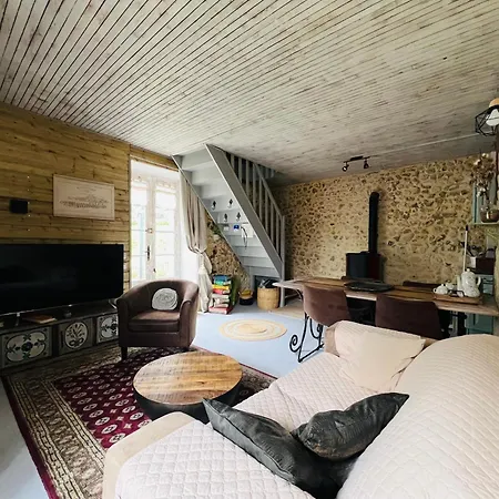 Domaine Le Manoir, De Charme Et De Caractère Avec Piscines Privatisées Et Nordique * Fossemagne