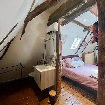 Domaine Le Manoir, De Charme Et De Caractere Avec Piscines Privatisees Et Nordique