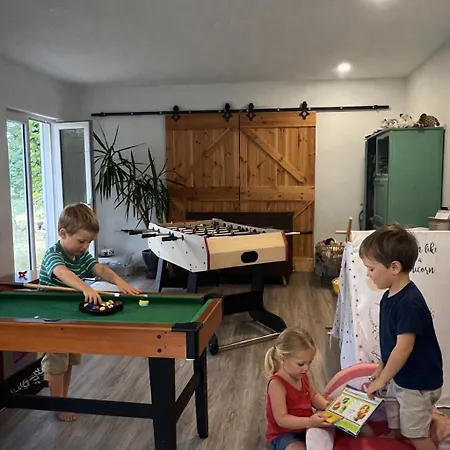 Ferienhaus Domaine Le Manoir, De Charme Et De Caractere Avec Piscines Privatisees Et Nordique Fossemagne